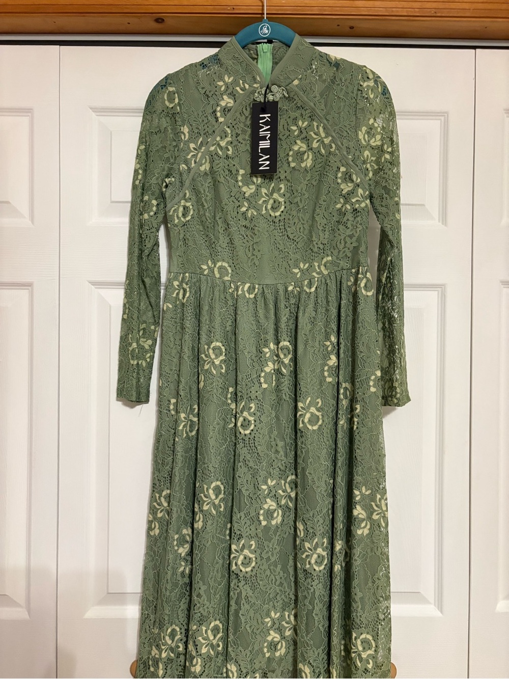Kamilian Olive Green Lace Long-Sleeve Maxi Dress
